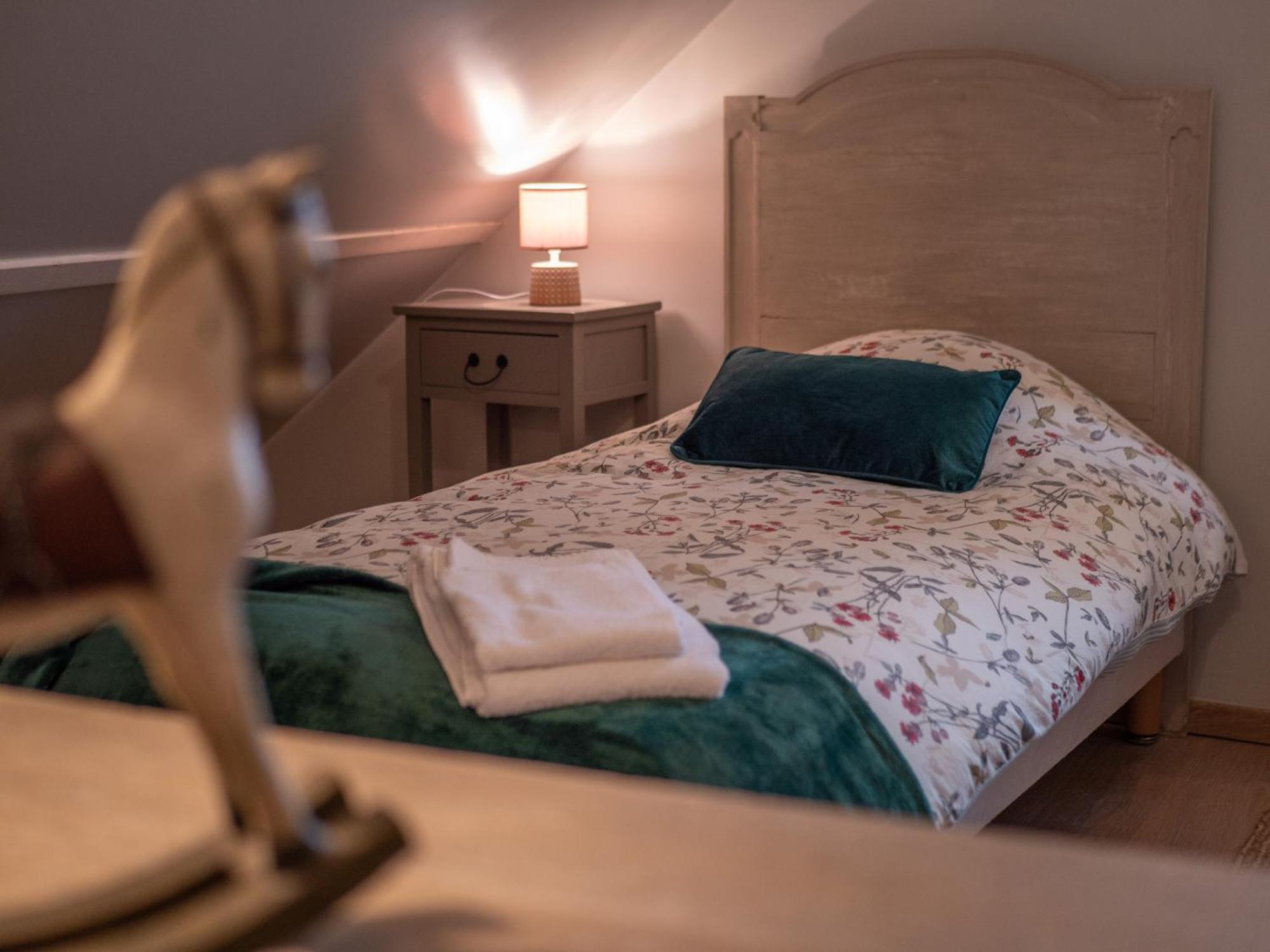 Villa Le P'Tit Louis Saint-Cyr-les-Colons Zimmer foto